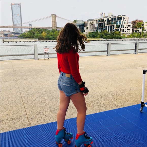 Meet your Posher, Sofia - Picture 1 of 1